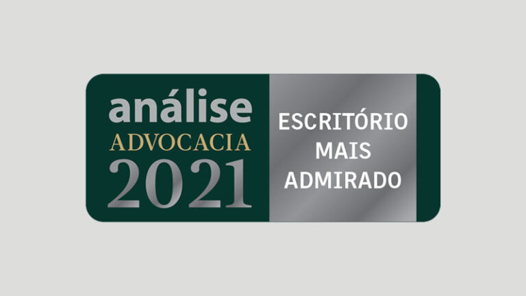 Imagem mostrando um selo premiativo da Análise Advocacia 2021 de Escritório Mais Admirado